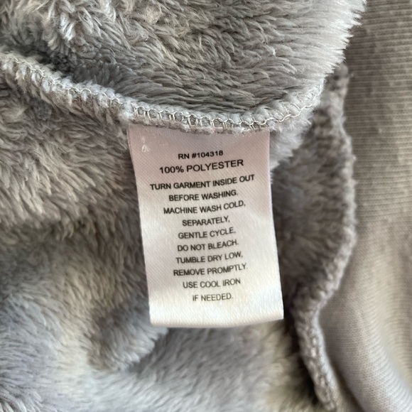 Reindeer sweater - Picture 4 of 5